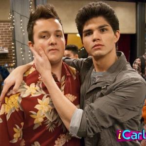 Noah Munck and Chase on set of iCarlys episode iOpen a Restaurant as Gibby and Billy Boots