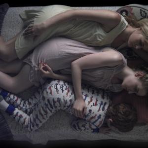 Still of Ambyr Childers, Julia Garner and Jack Gore in We Are What We Are (2013)
