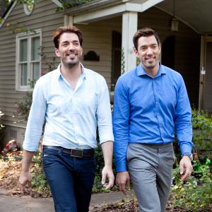 Drew Scott and Jonathan Silver Scott in Property Brothers Jay amp Cara 2012
