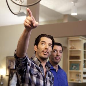 Drew Scott and Jonathan Silver Scott in Property Brothers: Monica & Kevin (2011)