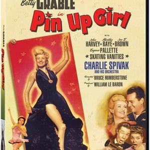 Betty Grable, Joe E. Brown, Martha Raye, Charlie Spivak and John Harvey in Pin Up Girl (1944)
