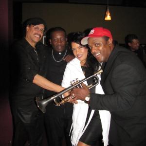Earth, Wind & Fire's former keyboardist Larry Dunn, Jon Barnes, Theresa King, Luis Montilla, Carlos Sanchez and other Jazz Giants rock the Catalina Jazz Club.
