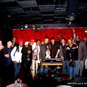 Jazz Musician Jon Barnes, Earth, Wind and Fire's Keyboardist Larry Dunn, Lucia Dunn and other Jazz giants rock the house last night at The Catalina Jazz Club, Hollywood, CA. For the rest of the story visit: http://goo.gl/2OQGXT