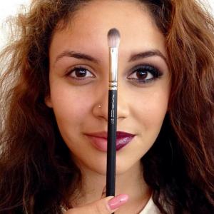 SHOW CASING MAKUP WITHOUT AND WITH