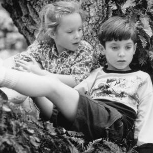 Still of Thora Birch and Elijah Wood in Paradise 1991