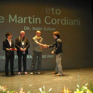Isaac Ezban winnig special mention for his short film EL SECRETO DE MARTIN CORDIANI at the Morelia International Film Festival 2009