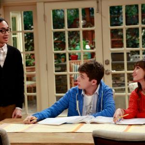 From left guest star Zedrick Restauro Nick Robinson and guest star Denyse Tontz on ABC Family comedy Melissa  Joey