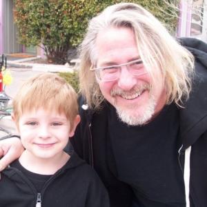 Chase Fox and director Brian Levant on the set of Spy Next Door 2009