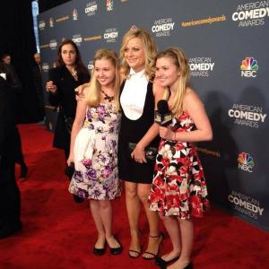Hannah and Cailin Loesch, Amy Poehler at event of American Comedy Awards