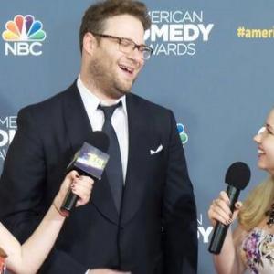 Hannah and Cailin Loesch Seth Rogen at event of American Comedy Awards
