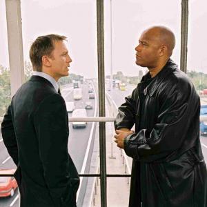 Still of Daniel Craig and Louis Emerick in Layer Cake (2004)