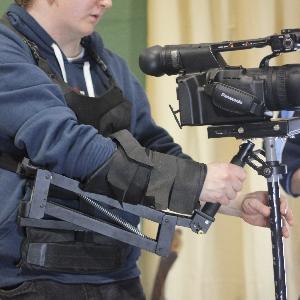 Operating Steadicam and 3D Camera for 