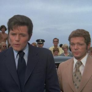 Still of Jack Lord and James MacArthur in Hawaii Five-O (1968)