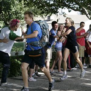 Still of Cheyne Whitney and Meghan Rickey in The Amazing Race 2001