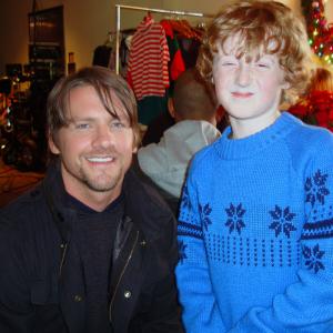 On the set of Happy Endings with Zachary Knighton