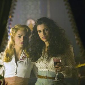 Still of Jessica De Gouw and Katie McGrath in Dracula (2013)