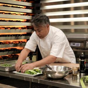 Still of Takashi Yagihashi in Top Chef Masters 2009