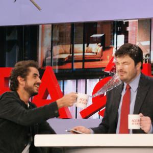 Felipe Andreoli and Danilo Gentili in Agora é Tarde (2011)