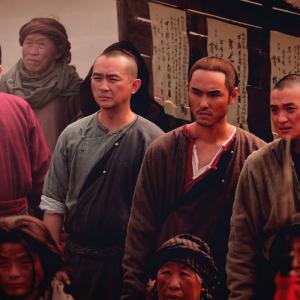 Still of Ethan Juan, Boran Jing and Yi Wei Zhou in Xue di zi (2012)