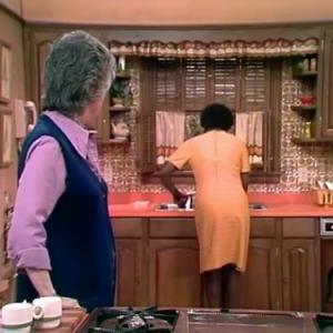 Still of Bea Arthur and Esther Rolle in Maude 1972