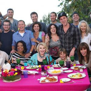 Wrap photo from the set of Melissa and Joan Joan Knows Best