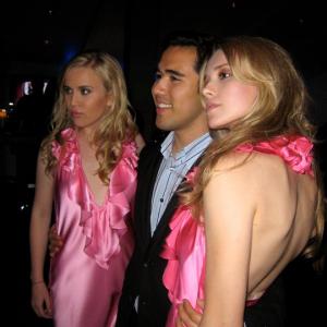 Jordan Elizabeth with designer Walter Mendez and actress London Vale at a Holly Morgan fashion show