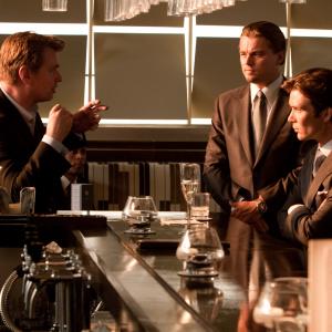 Still of Leonardo DiCaprio Cillian Murphy and Christopher Nolan in Pradzia 2010