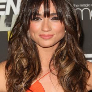Crystal Reed at event of Teen Wolf (2011)