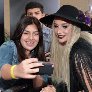 Kesha at event of 2013 MTV Movie Awards (2013)