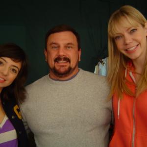 Kate Micucci Ward Edmondson and Riki Lindhome on the set of Weed Card