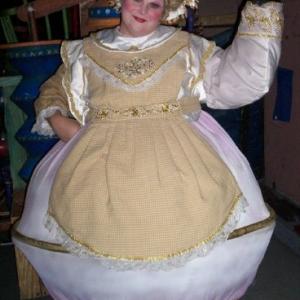 Lisa Donahey as Mrs Potts in Beauty and the Beast