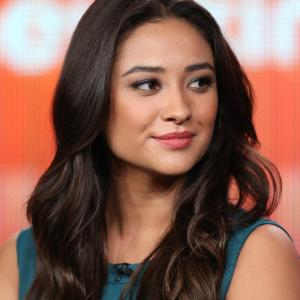 Shay Mitchell at event of Jaunosios melages 2010