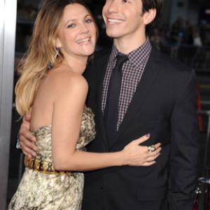 Drew Barrymore and Justin Long at event of Going the Distance 2010