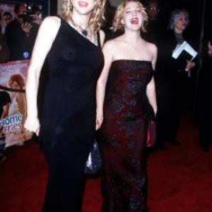 Drew Barrymore and Courtney Love at event of Home Fries 1998