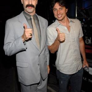 Sacha Baron Cohen and Zach Braff at event of 2006 MTV Movie Awards 2006