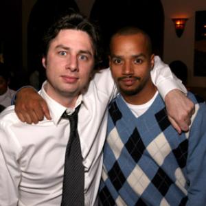 Zach Braff and Donald Faison at event of American Dreamz (2006)