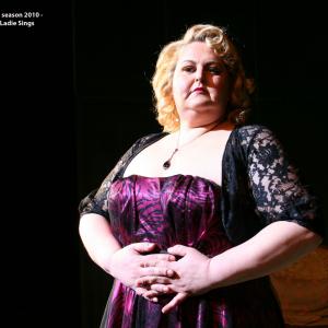 ESPN Advert - End of football season UK - It's Not Over Till The Fat Lady Sings Character - Opera Singer
