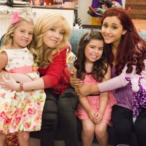 Still of Jennette McCurdy, Ariana Grande, Sophia Grace Brownlee and Rosie McClelland in Sam & Cat (2013)