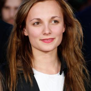 Leila Mimmack at event of High-Rise (2015)