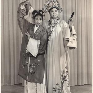Still of Lianyin and Grace Yang in Liangshanbuo And Zhuyingtai in China 1983