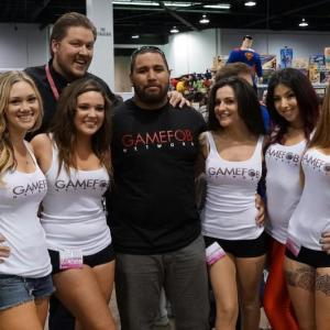 Derek Easley and the GameFob girls at WonderCon