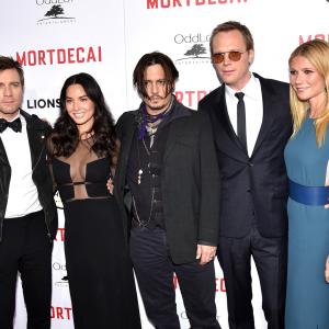 Johnny Depp, Ewan McGregor, Gwyneth Paltrow, Paul Bettany and Olivia Munn at event of Usuotasis Ponas Mortdecai (2015)