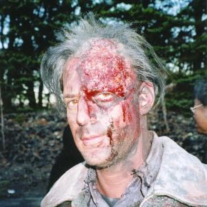 David Gere, burn f/x makeup, on set - War of the Worlds (2005)
