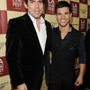 Chris Weitz and Taylor Lautner at event of A Better Life 2011