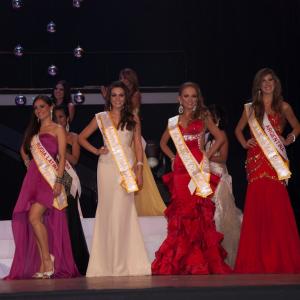 Accepting title of Queen of Europe and Asia Latina 2011