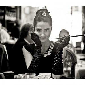 Raffaela channels Audrey Hepburn during photo shoot.