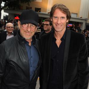 Steven Spielberg and Michael Bay at event of Super 8 2011
