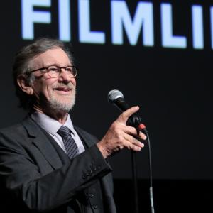 Steven Spielberg at event of Snipu tiltas (2015)