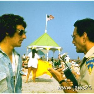 Steven Spielberg and Roy Scheider in Nasrai (1975)