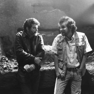 Still of George Lucas and Steven Spielberg in Indiana Dzounsas ir paskutinis kryziaus zygis 1989